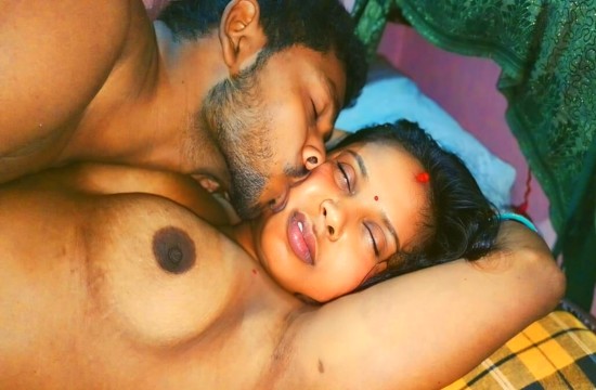 Desi Bhabhi Ko Raat Me Bohat Maje Se Chudai ki